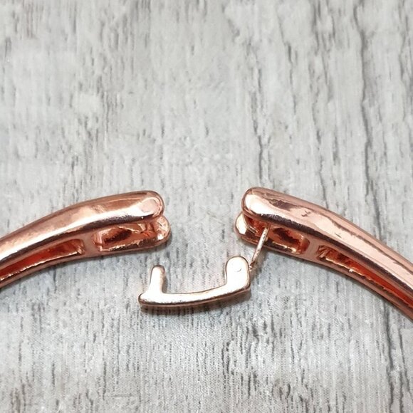 Camellia Flower Bracelet Rose Gold Cuff Bangle Charm Women Jewelry Accessory - Picture 3 of 4